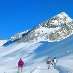 Chalet In La Tzoumaz Near Slopes