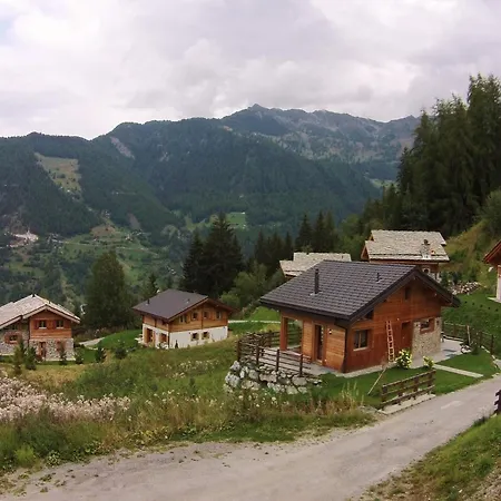 In La Tzoumaz Near Slopes Chalé Riddes