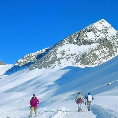 Horská chata In La Tzoumaz Near Slopes