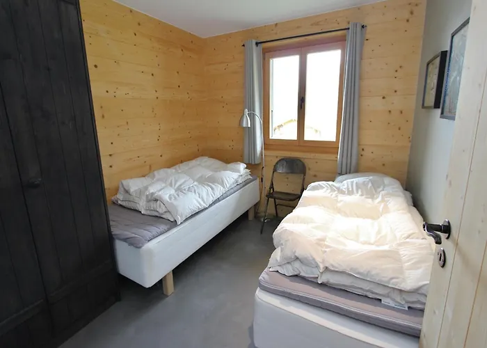 木屋 In La Tzoumaz Near Slopes *