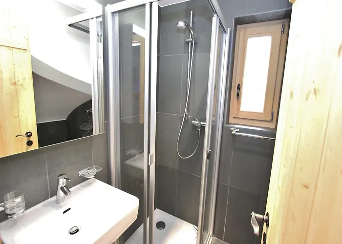 In La Tzoumaz Near Slopes 木屋 *